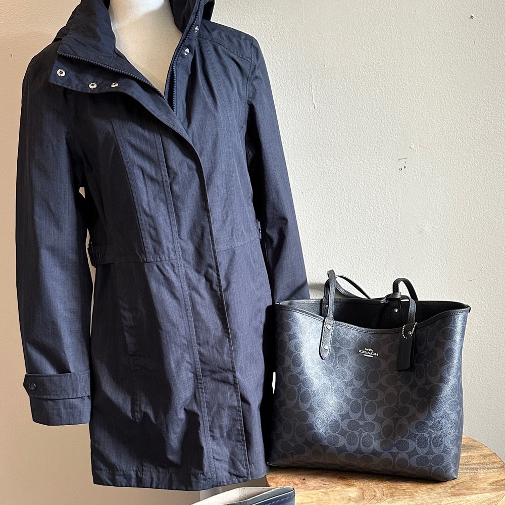 Coach Reversible Charcoal Navy Gray Tote Bag - Picture 7 of 7